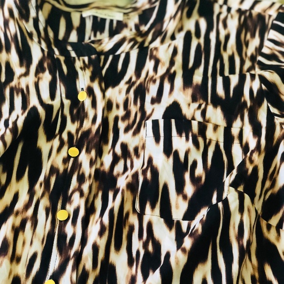 Calvin Klein animal print long sleeve shirt - Picture 2 of 6